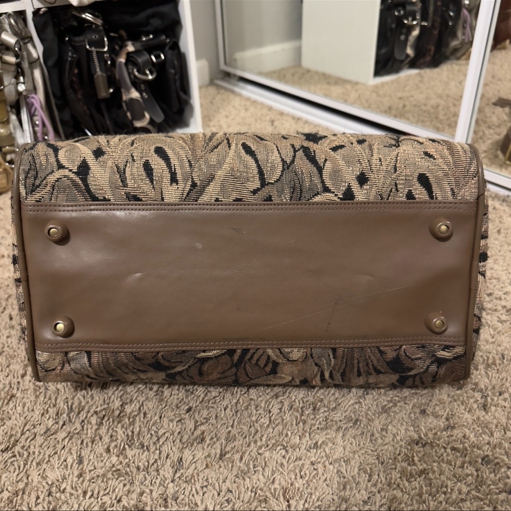 Vintage Tapestry Duffle Bag - Picture 7 of 10
